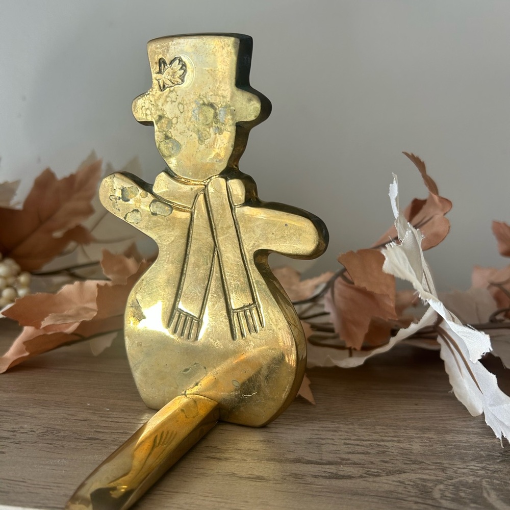 Vintage Brass Snowman Stocking Holder